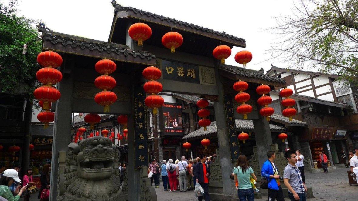 【专注交流植物大战僵尸:花园战争】一家烧烤店之前的法人带过款现在换了法人还能贷款吗?